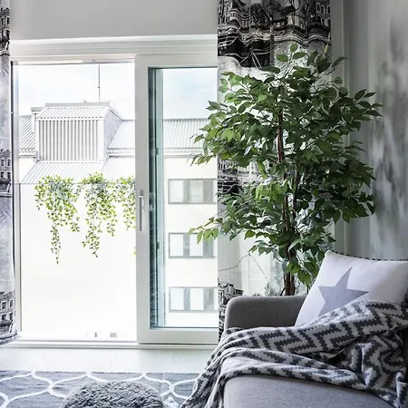 Apartment Beautiful At Brahenkatu
